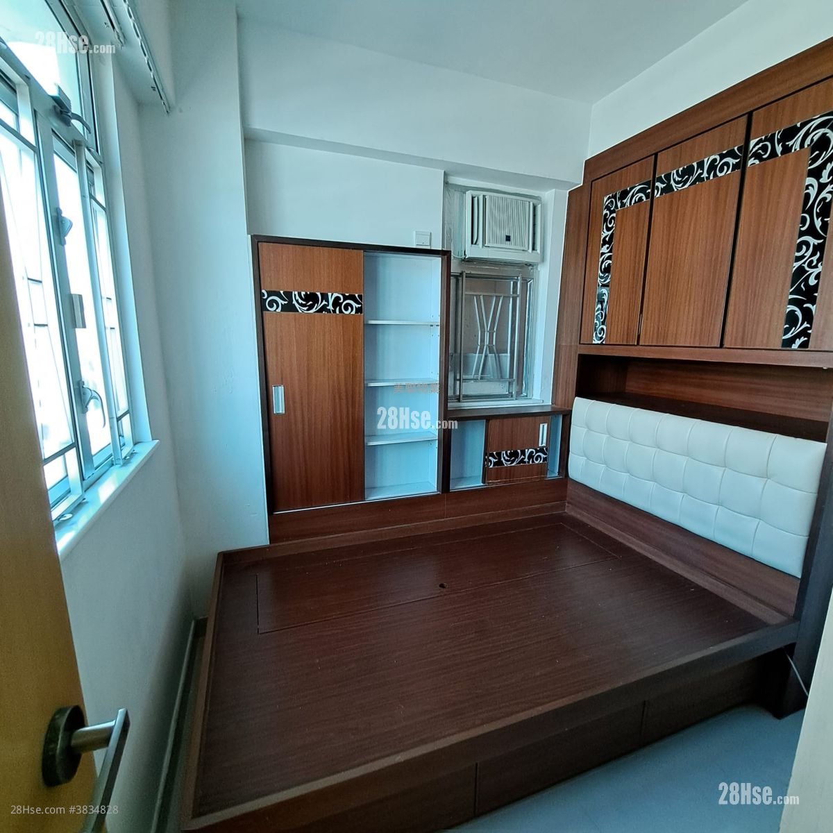 Tsuen Wan Garden Sell 1 Bedroom , 1 Bathroom 347 ft²