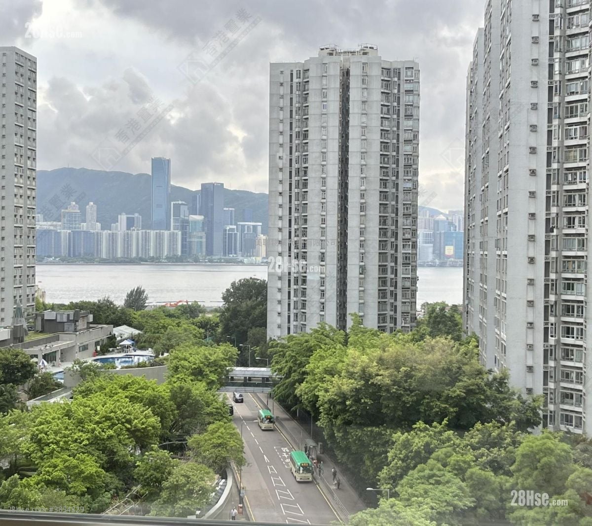 Laguna City Sell 2 Bedrooms 522 ft²