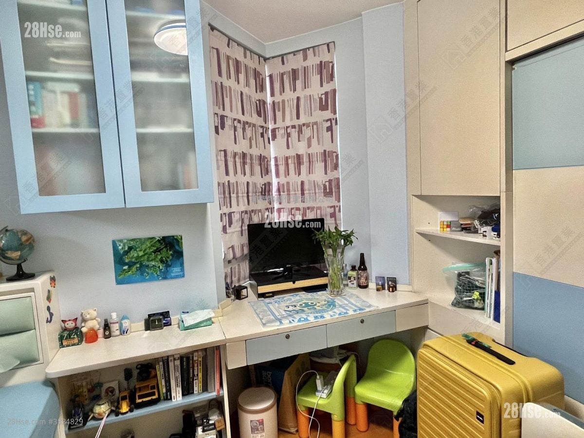 Laguna City Sell 2 Bedrooms 522 ft²
