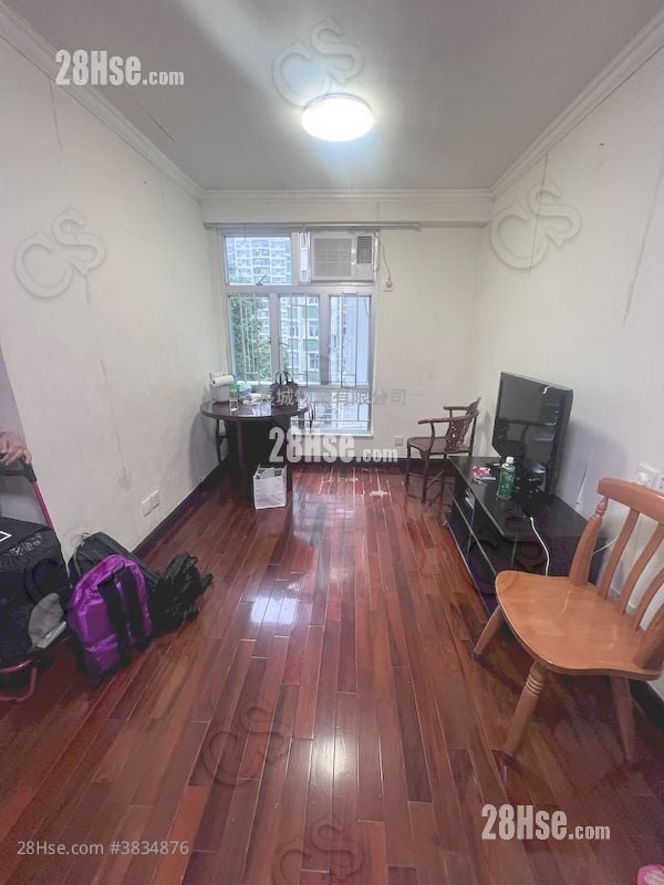 Nan Fung Sun Chuen Sell 2 Bedrooms , 1 Bathroom 391 ft²