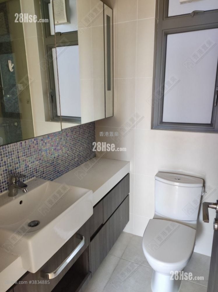 Heya Aqua Sell 3 Bedrooms , 2 Bathrooms 665 ft²