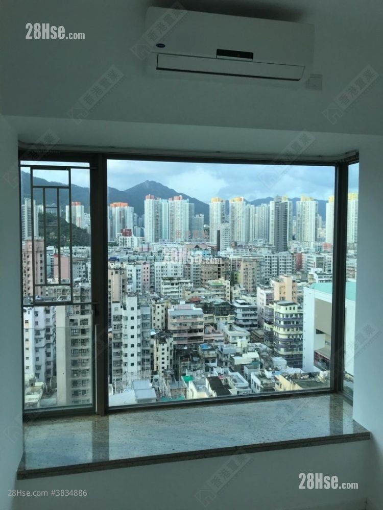 Trinity Towers Sell 3 Bedrooms , 2 Bathrooms 708 ft²