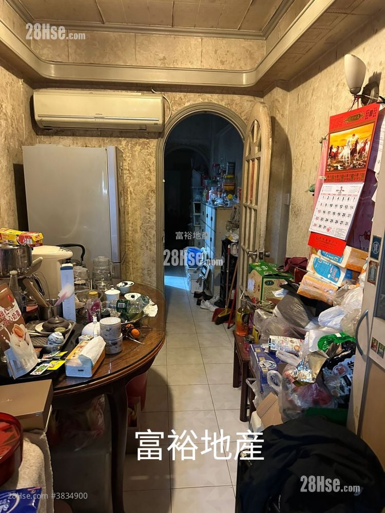 四邑大廈 售盤 3 房 , 1 浴室 716 平方呎