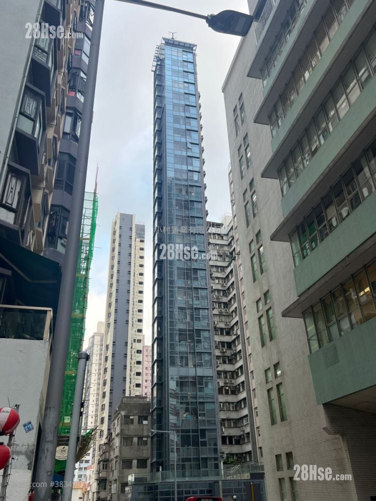 大廈外觀: 蔚峰 租盤 3 房 , 2 浴室 610 平方呎