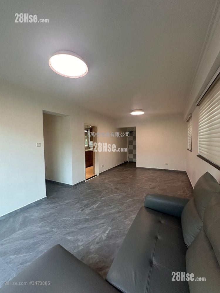 Classical Gardens Sell 3 Bedrooms , 2 Bathrooms 822 ft²