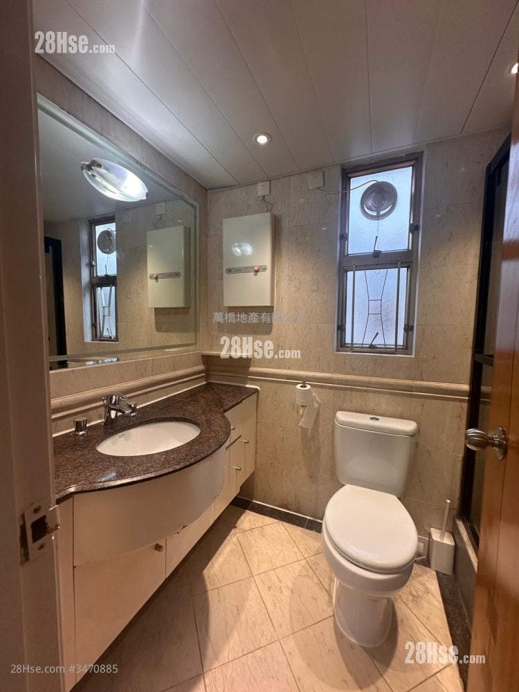 Classical Gardens Sell 3 Bedrooms , 2 Bathrooms 822 ft²
