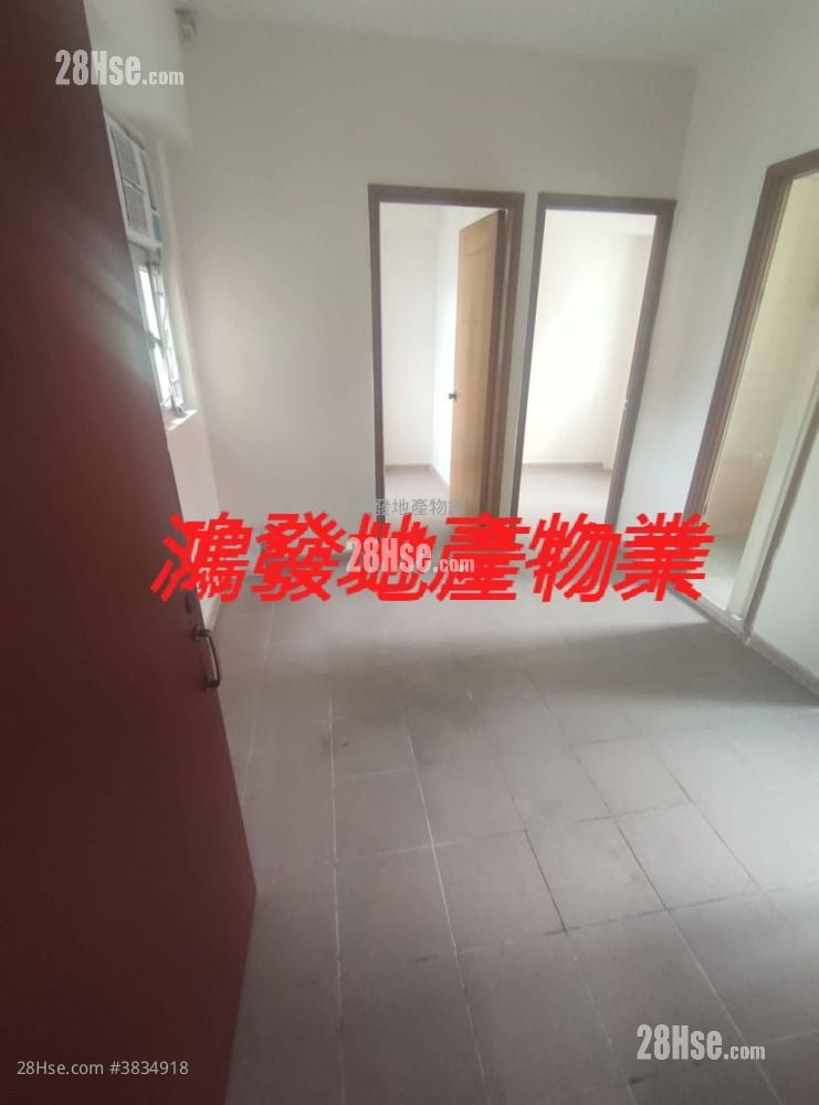 Kam Lai Court Rental 2 Bedrooms , 1 Bathroom 243 ft²