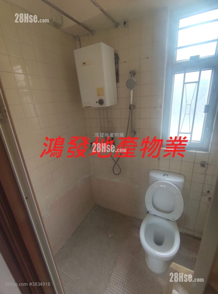 Kam Lai Court Rental 2 Bedrooms , 1 Bathroom 243 ft²