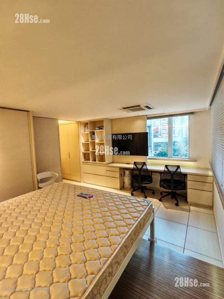 Southorn Mansion Rental Studio , 1 Bathroom 414 ft²