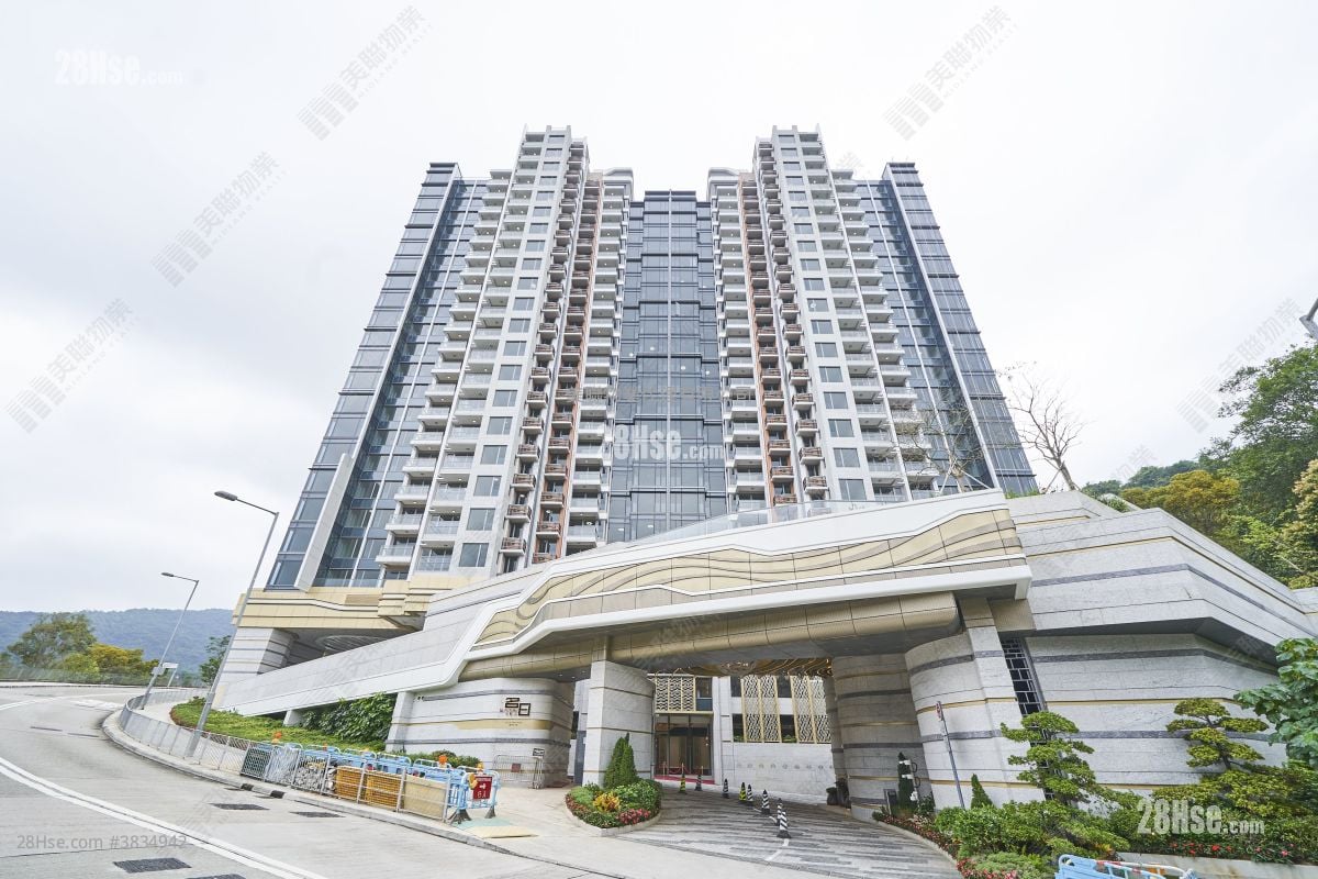 大廈外觀: 名日九肚山 售盤 2 房 505 平方呎