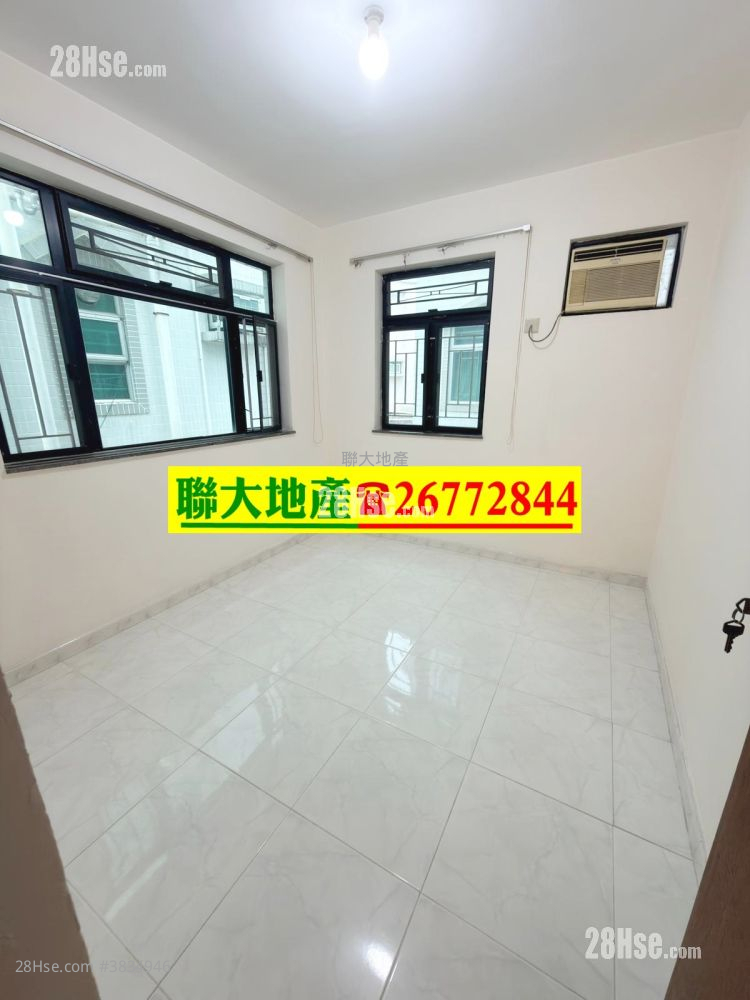 Village Rental 3 Bedrooms , 1 Bathroom 630 ft²
