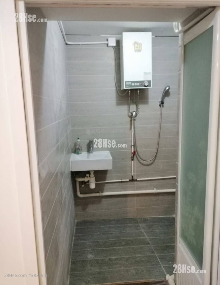 Village Sell 3 Bedrooms , 1 Bathroom 650 ft²