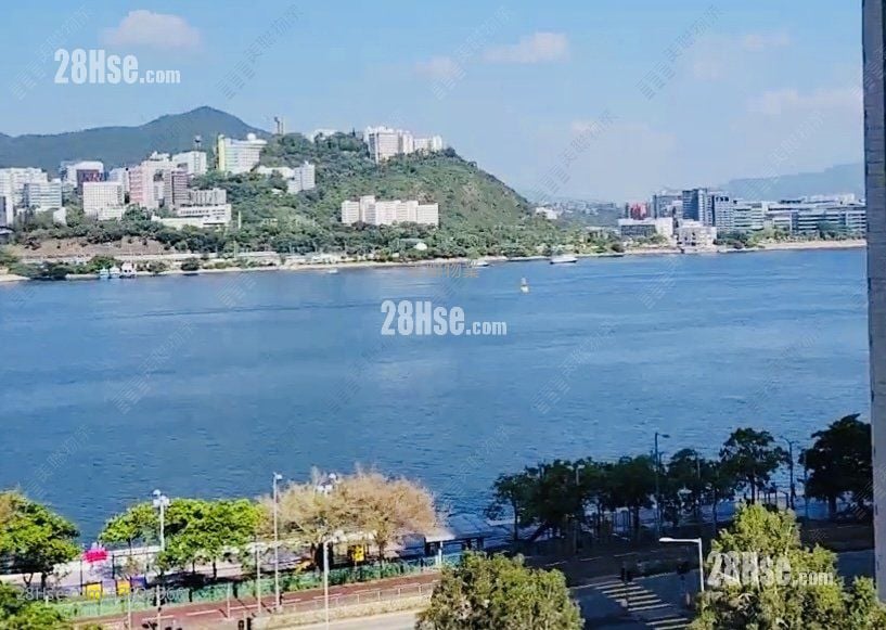 Ocean View Sell 3 Bedrooms , 1 Bathroom 561 ft²