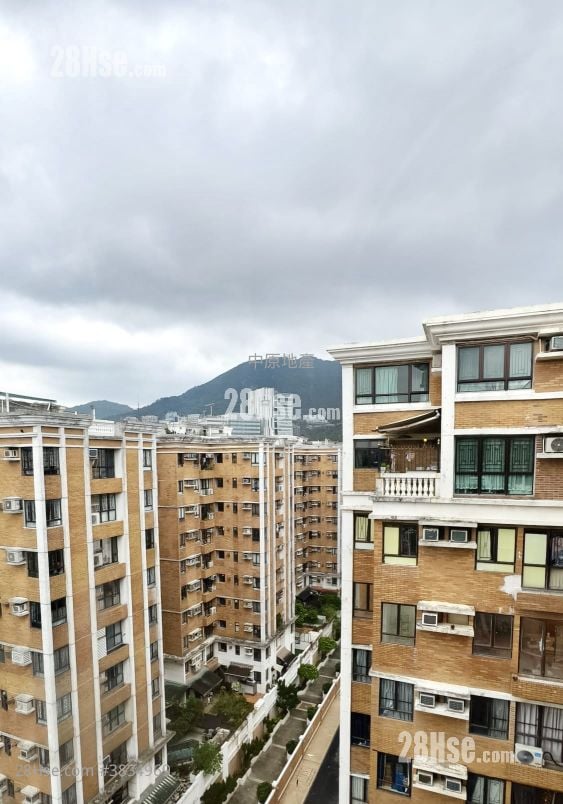 又一居 售盘 3 房 907 平方尺