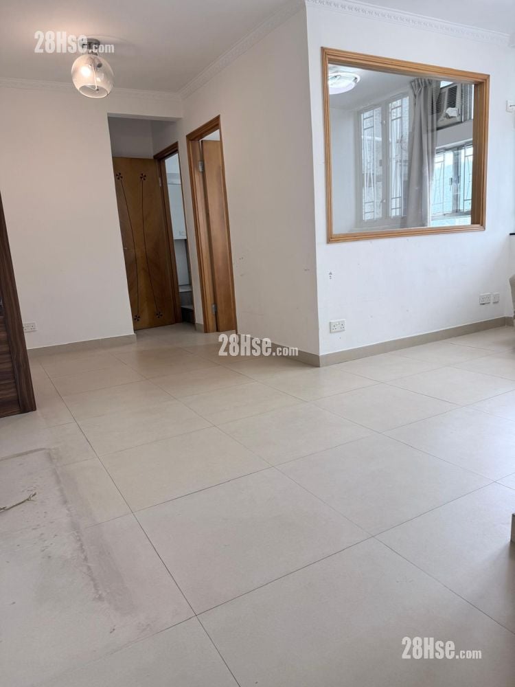 Tsui Ning Garden Sell 2 Bedrooms , 1 Bathroom 431 ft²