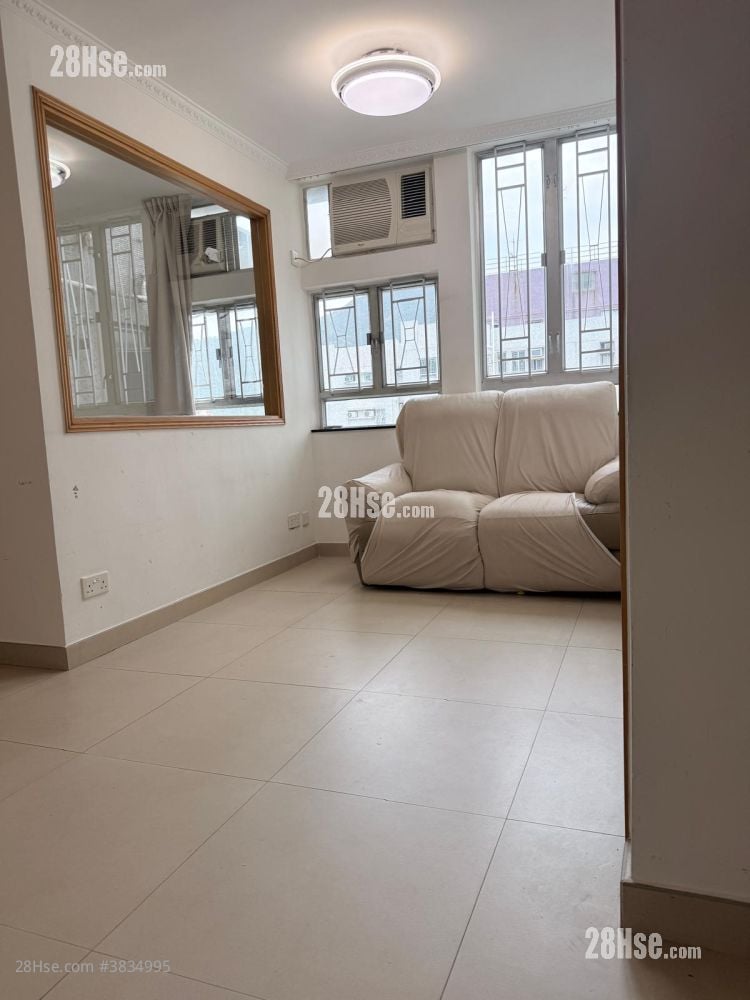 Tsui Ning Garden Sell 2 Bedrooms , 1 Bathroom 431 ft²