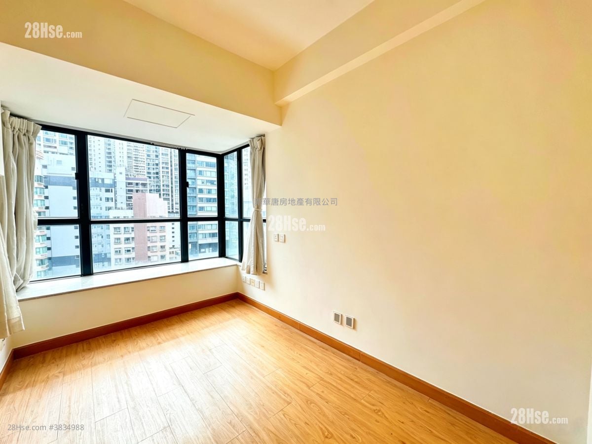 Scenic Rise Rental 3 Bedrooms , 2 Bathrooms 678 ft²