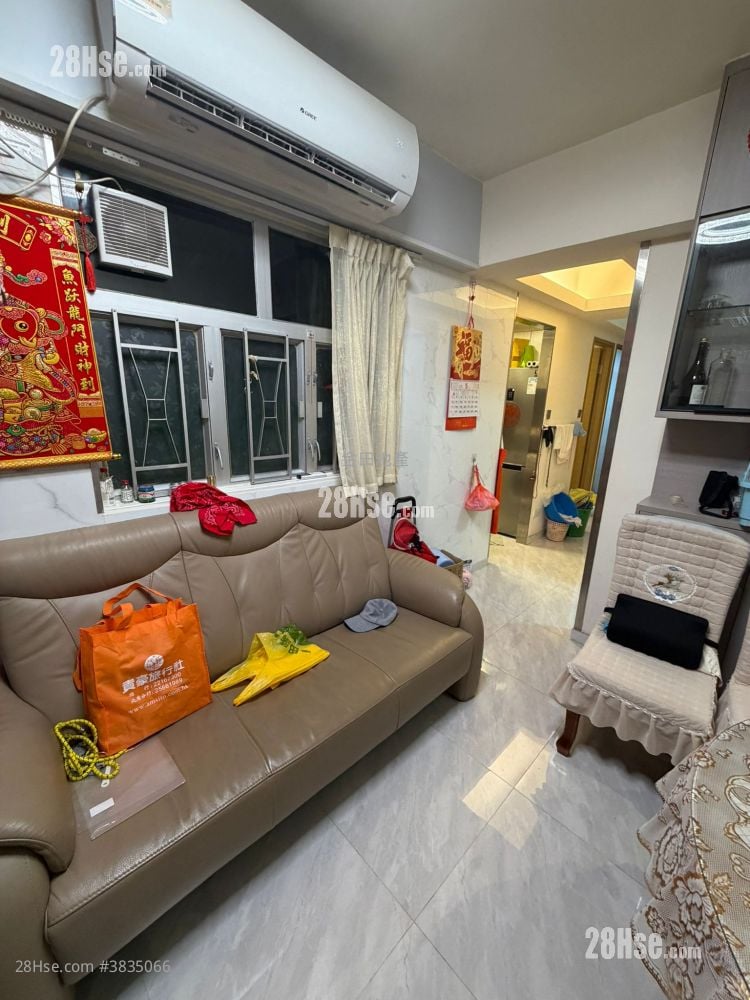 Hung Yip Building Rental 4 Bedrooms , 1 Bathroom 600 ft²