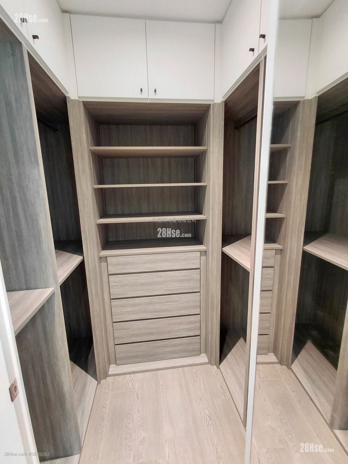 Cambridge Court Rental 3 Bedrooms , 2 Bathrooms 1,069 ft²