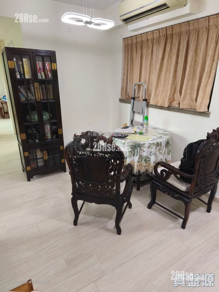 Dawning Views Sell 1 Bedroom , 1 Bathroom 428 ft²