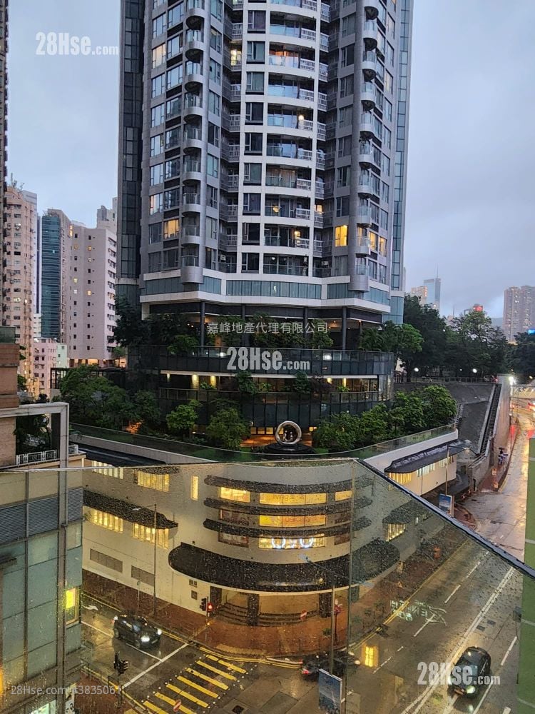 Queen's Cube Rental Studio , 1 Bathroom 297 ft²