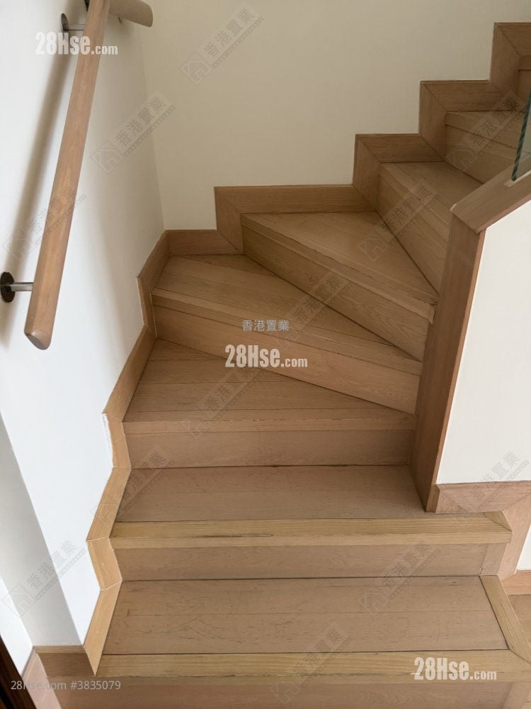 Marinella Rental 1 Bedroom , 1 Bathroom 595 ft²