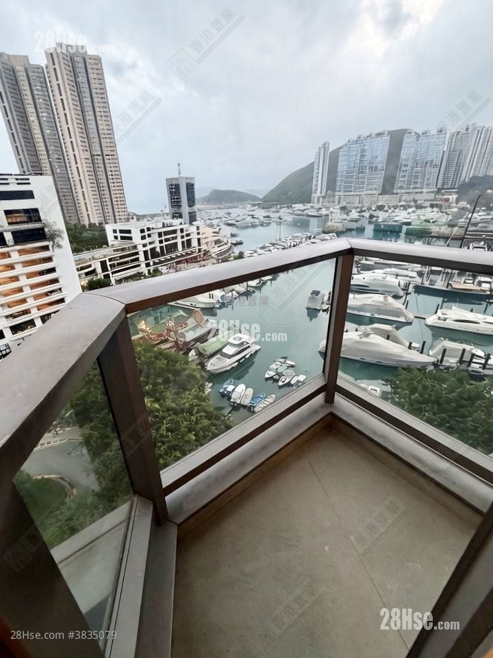 Marinella Rental 1 Bedroom , 1 Bathroom 595 ft²