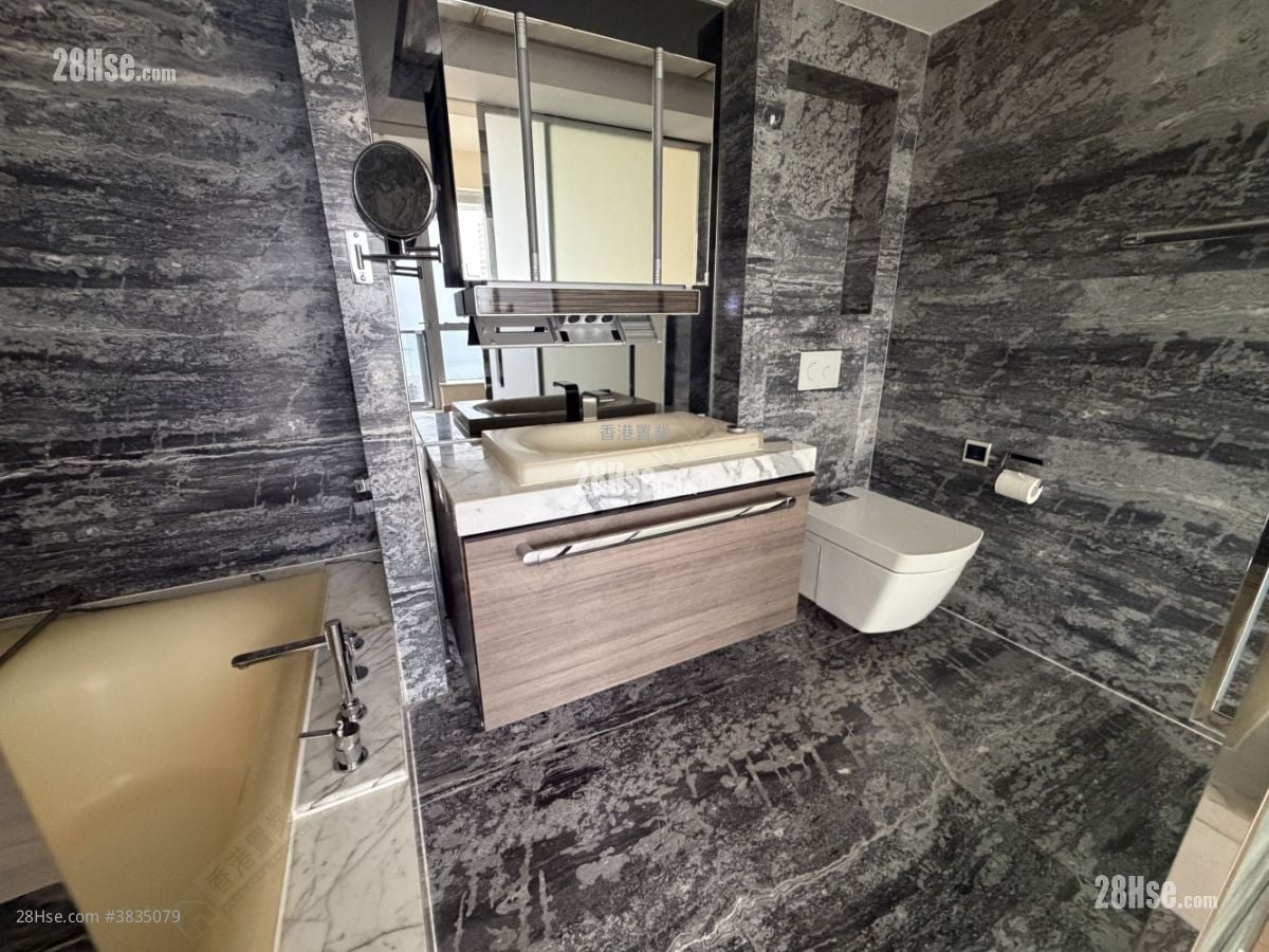 Marinella Rental 1 Bedroom , 1 Bathroom 595 ft²