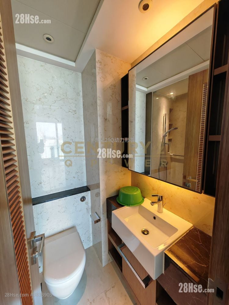 Iuniq Residence Rental Studio , 1 Bathroom 446 ft²
