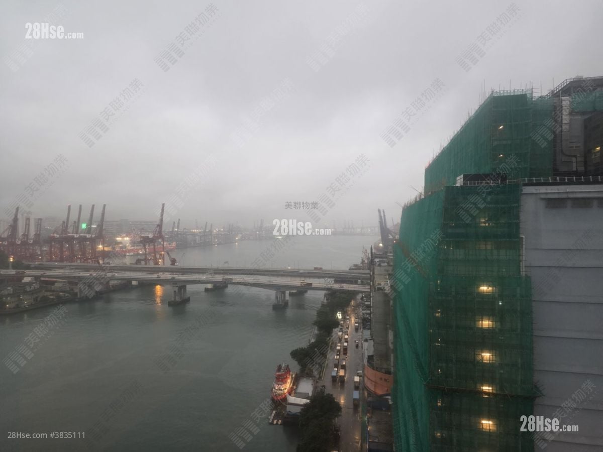 Grand Horizon Sell 2 Bedrooms , 1 Bathroom 451 ft²