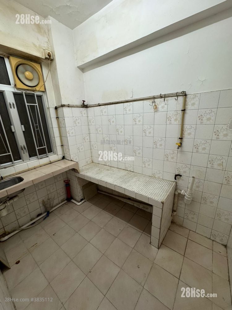 I-Feng Mansions Sell 2 Bedrooms , 1 Bathroom 502 ft²