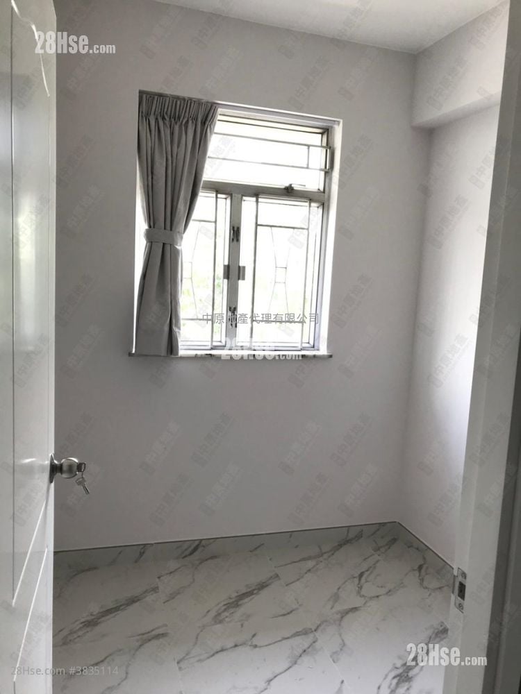 Eightland Gardens Sell 2 Bedrooms 431 ft²