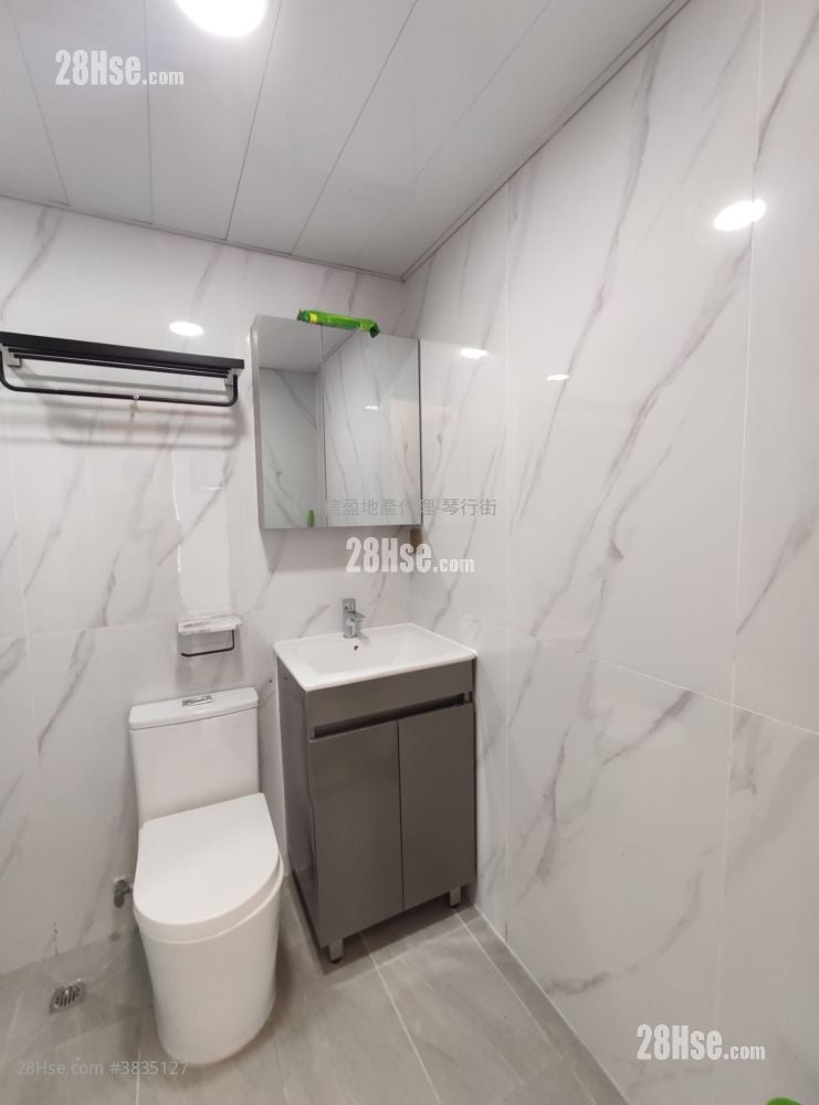 The Wharf Sell 2 Bedrooms , 1 Bathroom 413 ft²