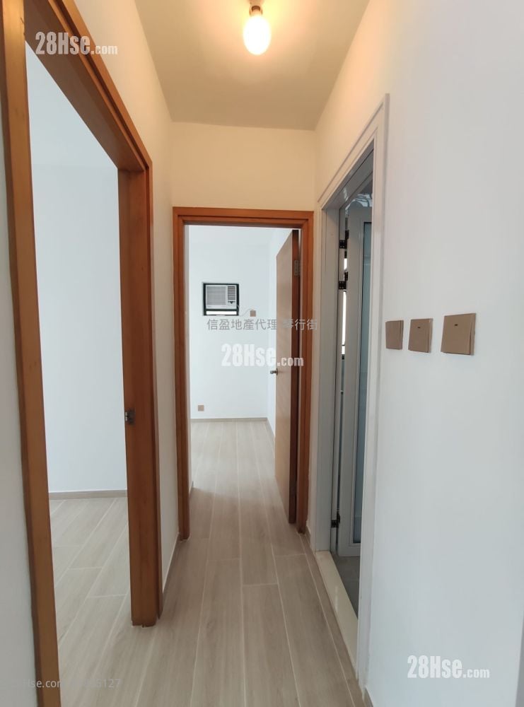 The Wharf Sell 2 Bedrooms , 1 Bathroom 413 ft²
