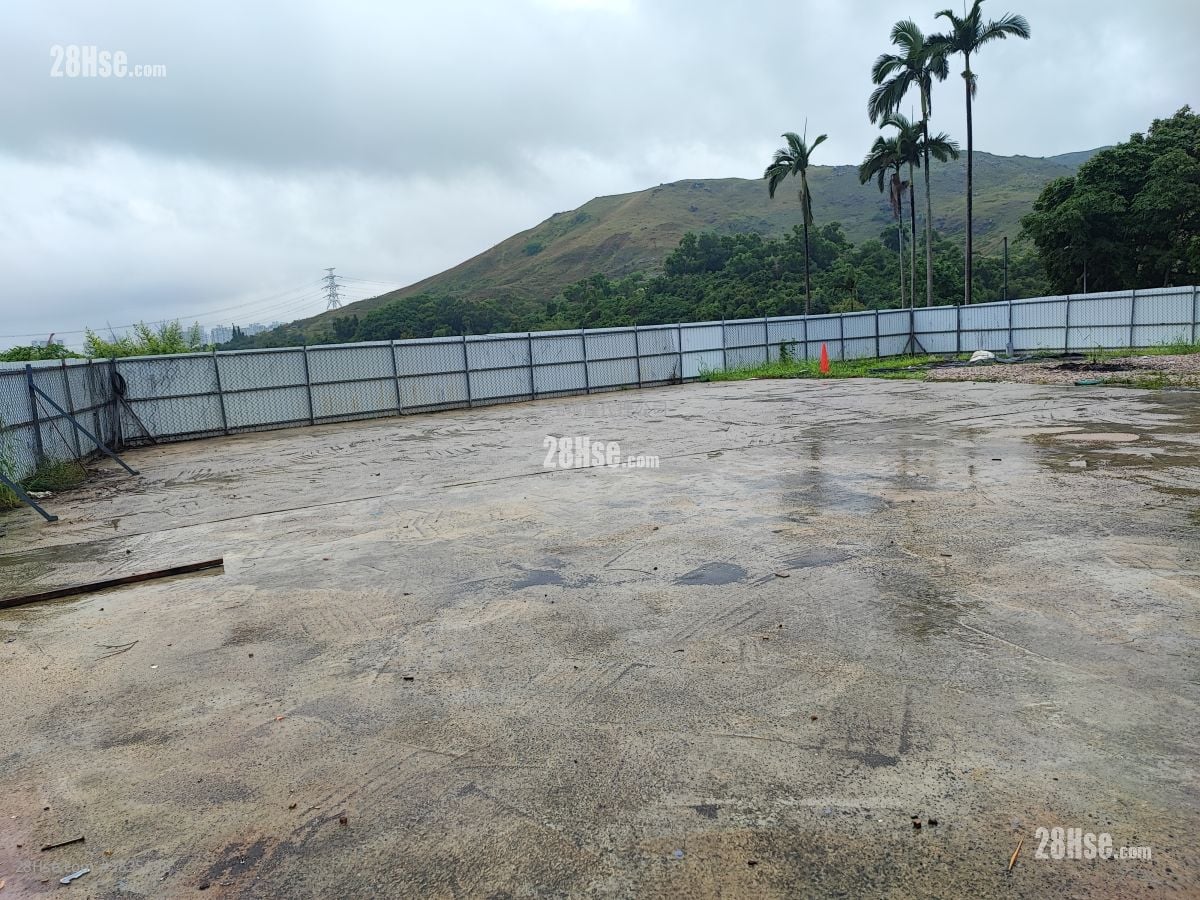 Land Rental 10,000 ft²
