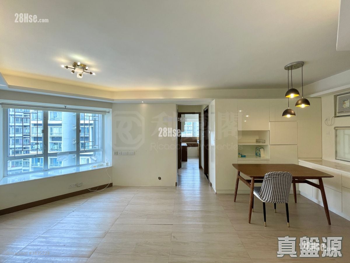 Laguna City Sell 2 Bedrooms 522 ft²