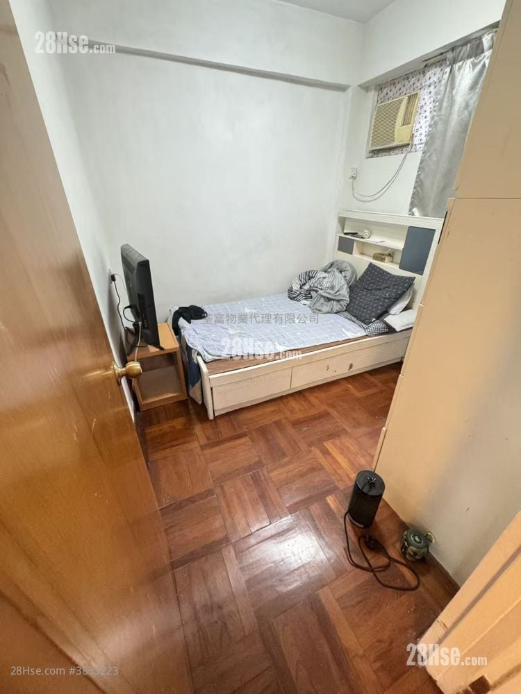 Tsuen Wan Garden Rental 2 Bedrooms , 1 Bathroom 375 ft²
