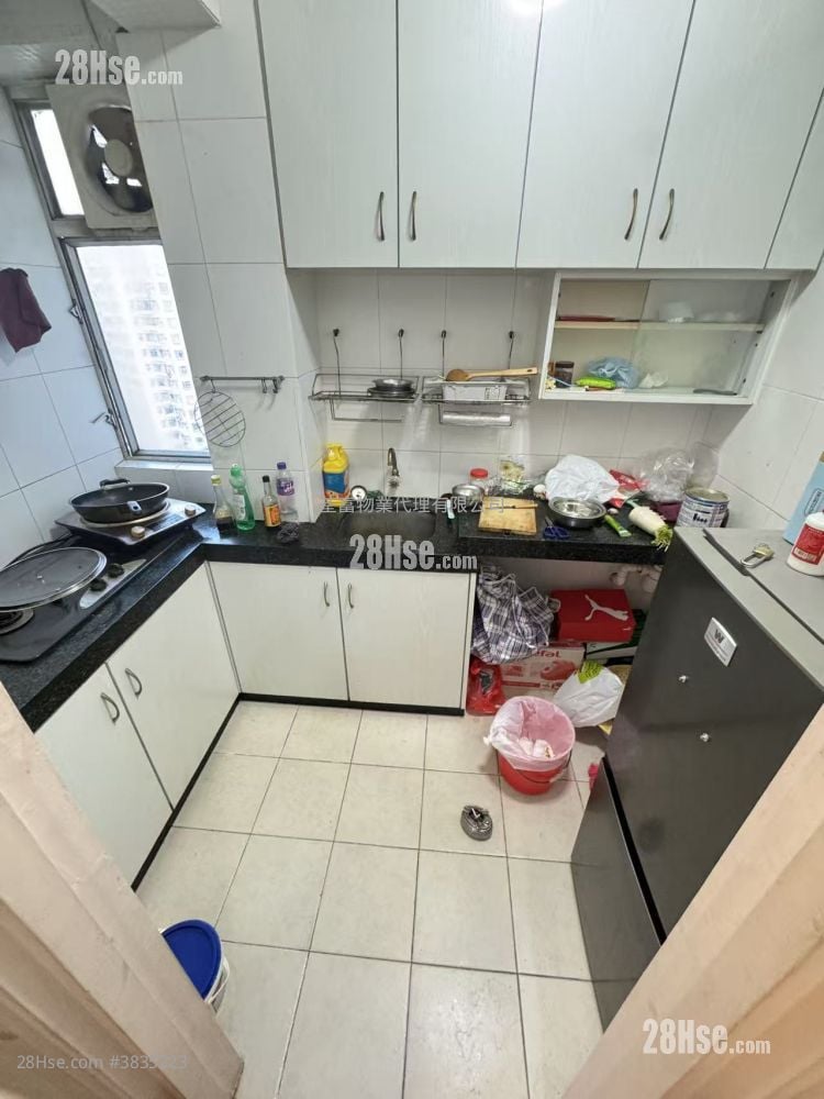 Tsuen Wan Garden Rental 2 Bedrooms , 1 Bathroom 375 ft²