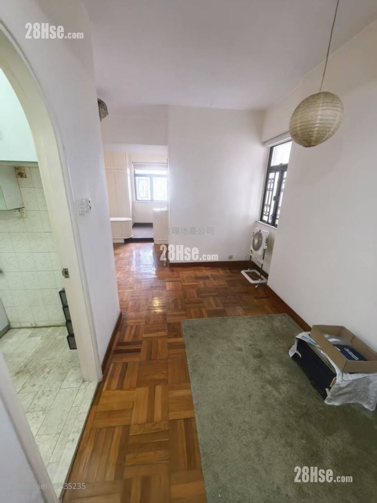 Jade Court Sell 2 Bedrooms , 1 Bathroom 393 ft²