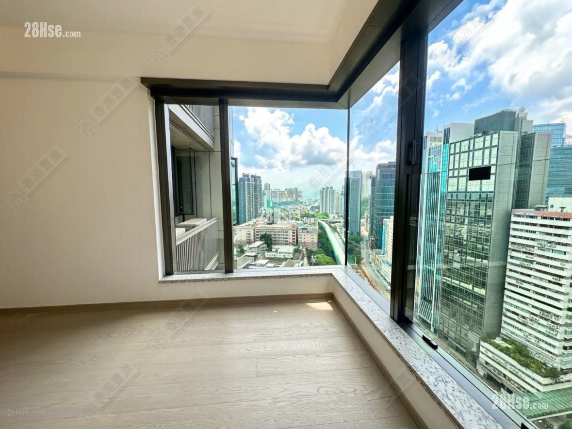 The Southside Sell 2 Bedrooms , 2 Bathrooms 538 ft²