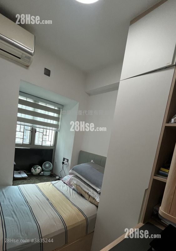 Park Central Sell 3 Bedrooms , 2 Bathrooms 636 ft²