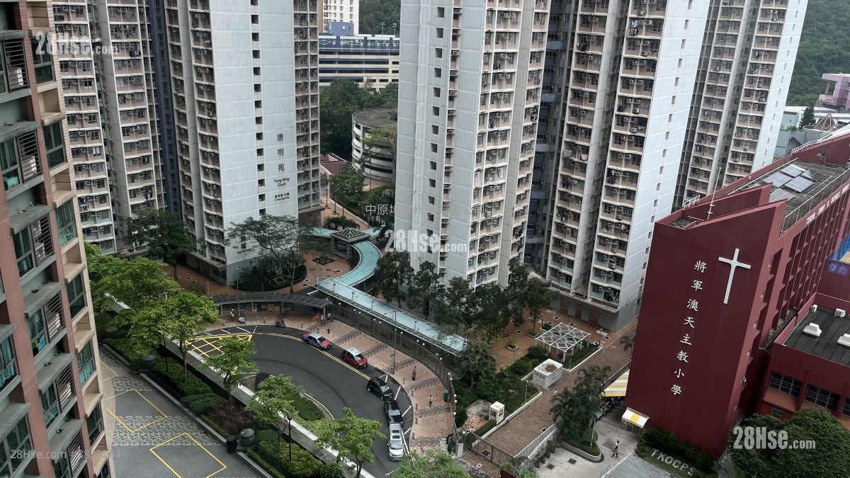 Park Central Sell 3 Bedrooms , 2 Bathrooms 636 ft²