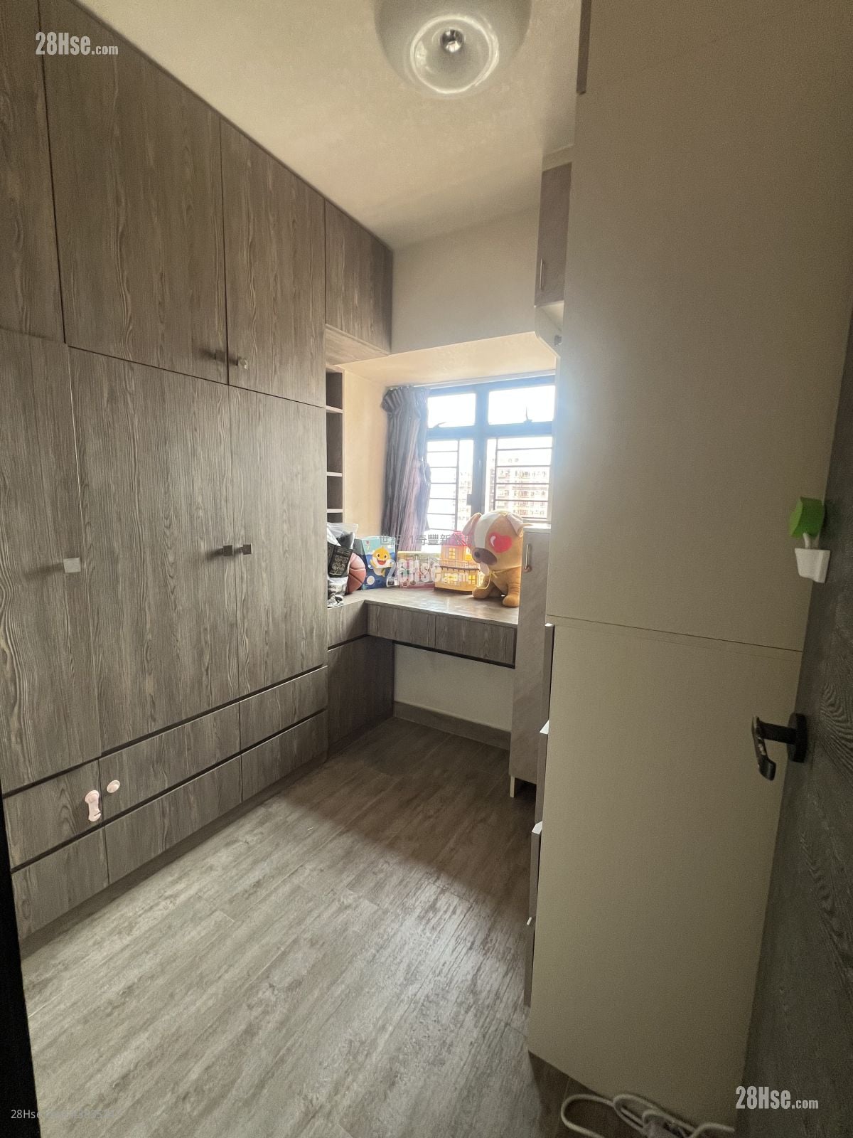 Sunshine City Sell 2 Bedrooms , 1 Bathroom 519 ft²