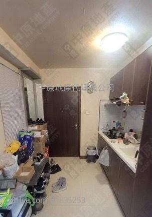 好运中心 售盘 2 房 , 1 浴室 348 平方尺