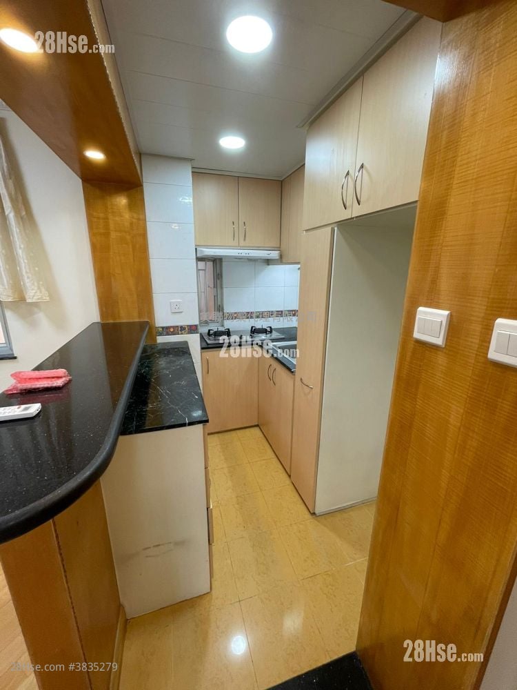 Amoy Gardens Rental 2 Bedrooms , 1 Bathroom 356 ft²