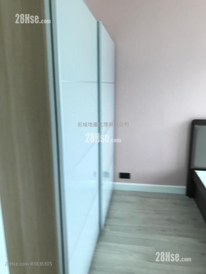 Festival City Sell 3 Bedrooms , 2 Bathrooms 784 ft²