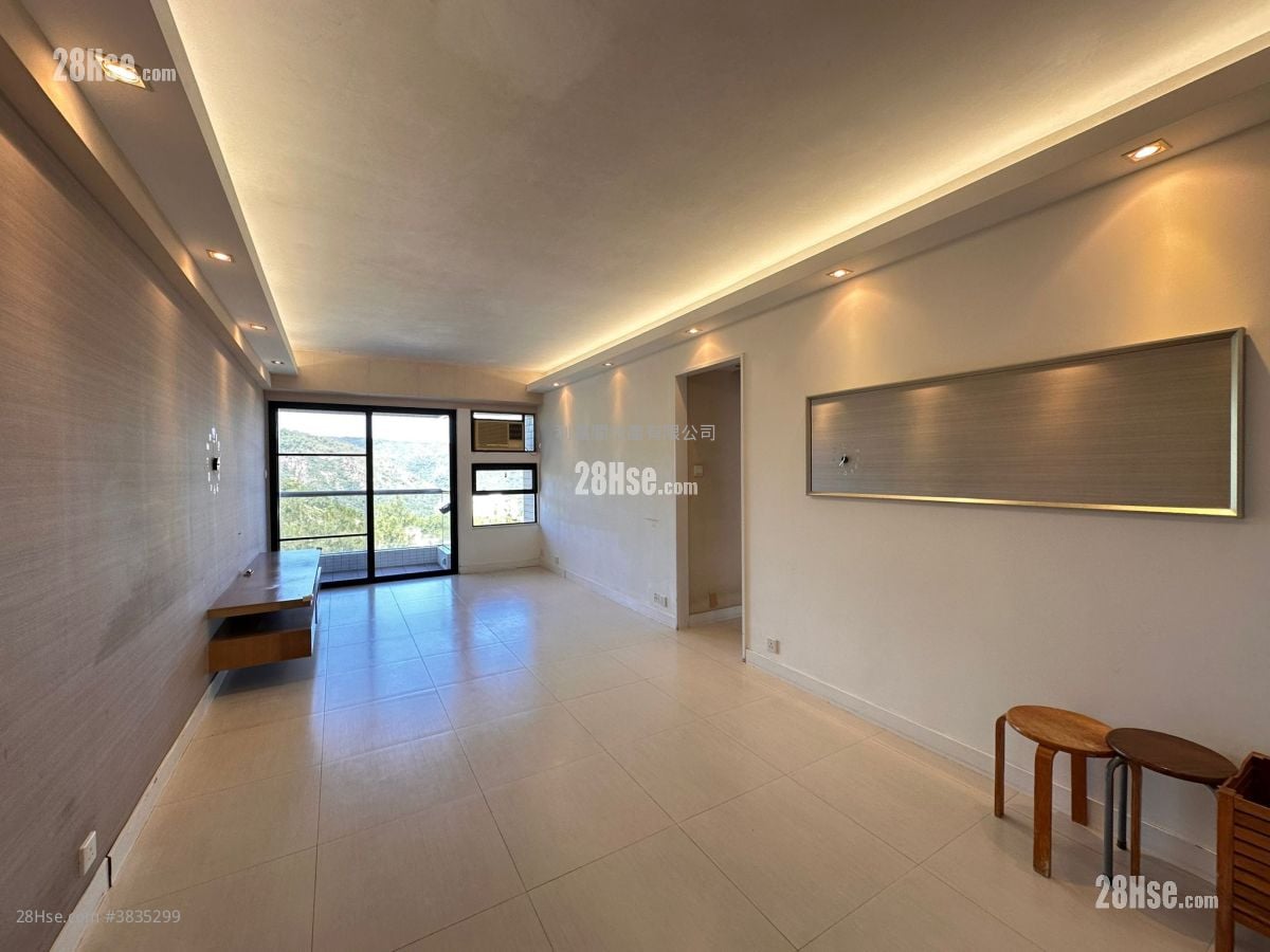 Greenwood Terrace Sell 3 Bedrooms , 2 Bathrooms 882 ft²