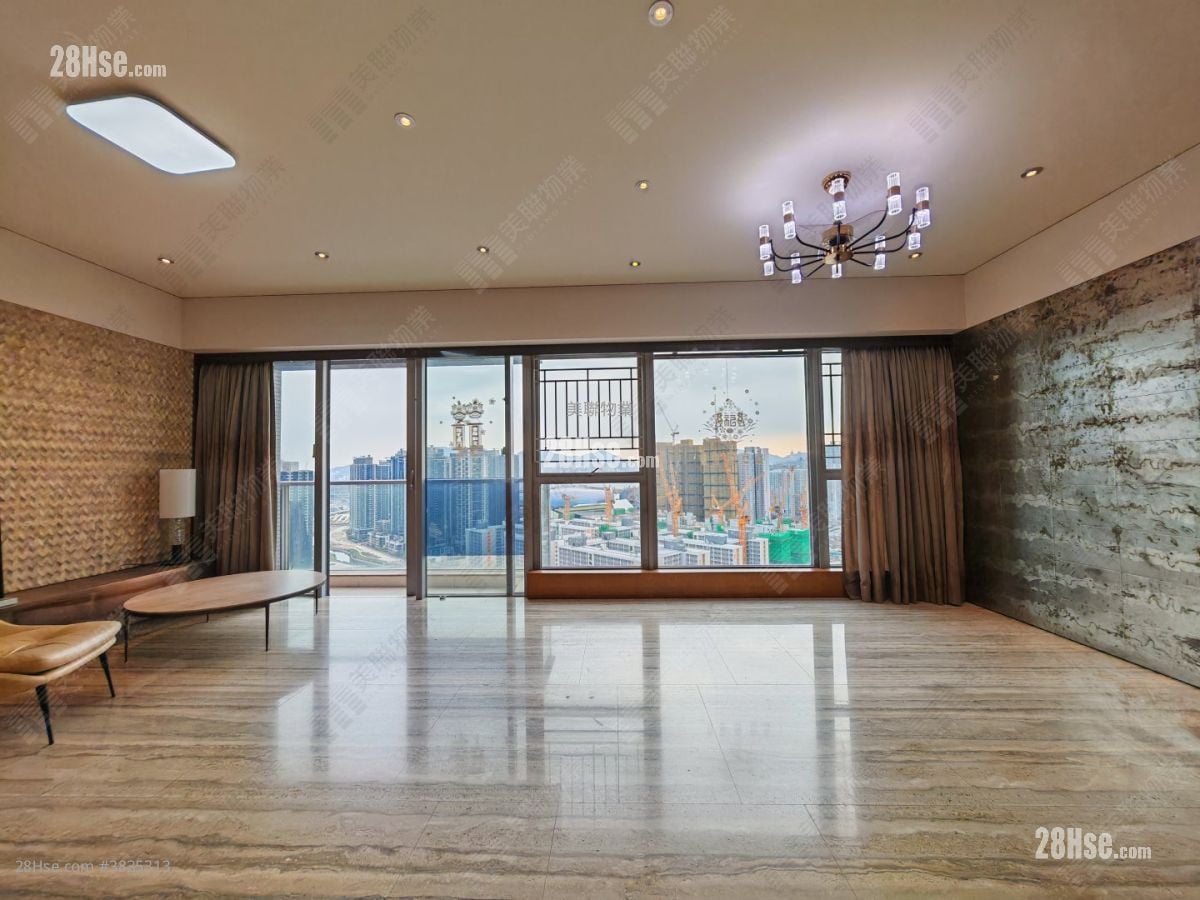 The Latitude Sell 4 Bedrooms , 4 Bathrooms 1,595 ft²