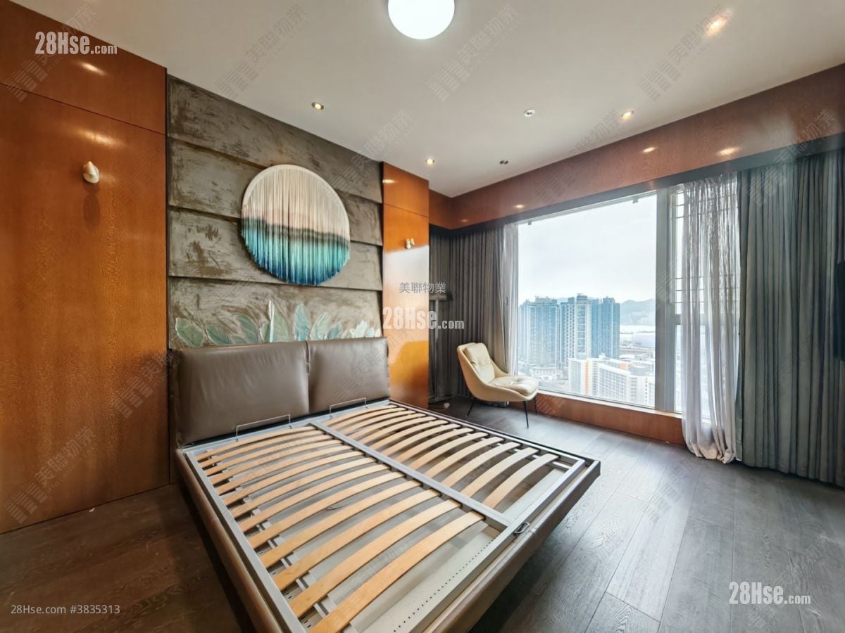 The Latitude Sell 4 Bedrooms , 4 Bathrooms 1,595 ft²