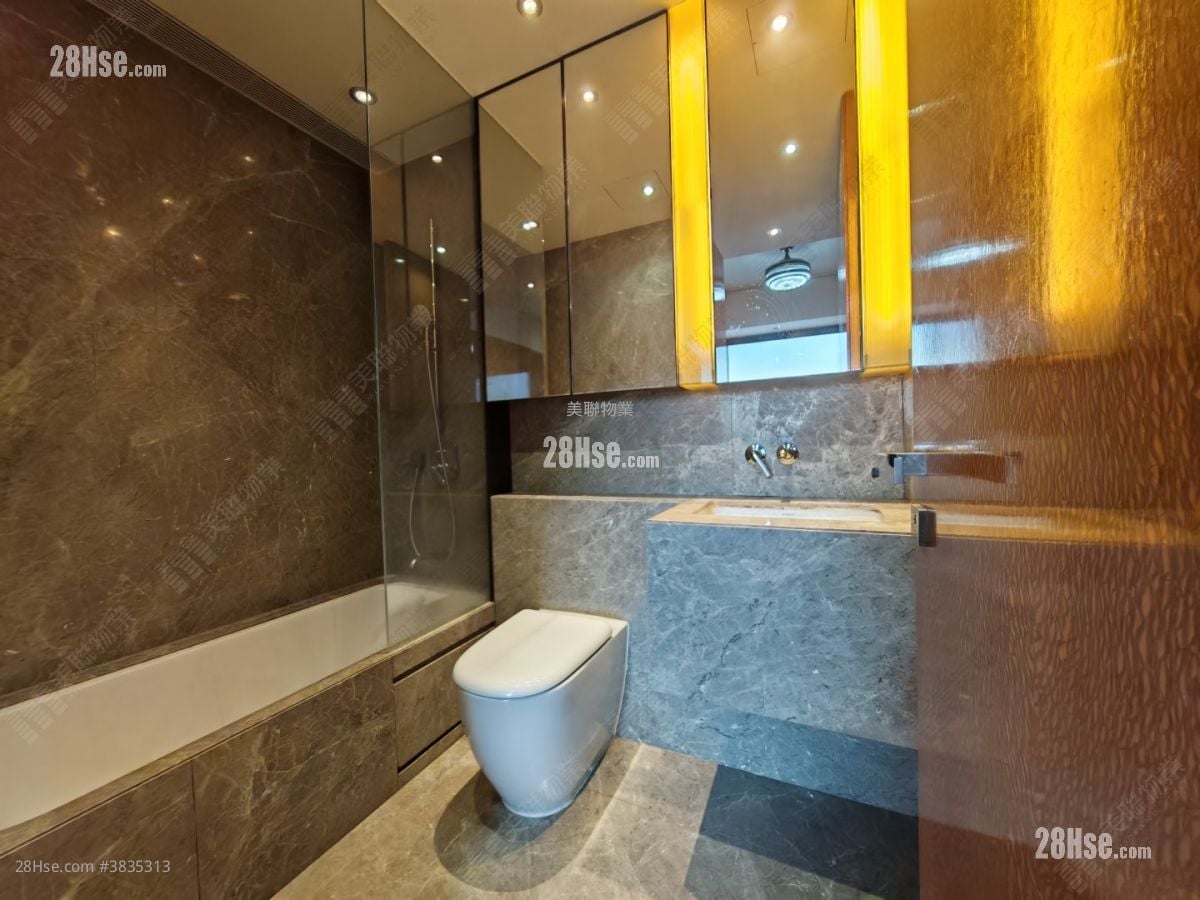 The Latitude Sell 4 Bedrooms , 4 Bathrooms 1,595 ft²